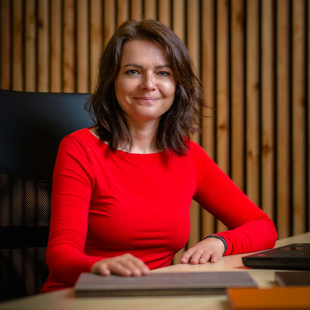 Aneta Strculová - VEJO nábytok